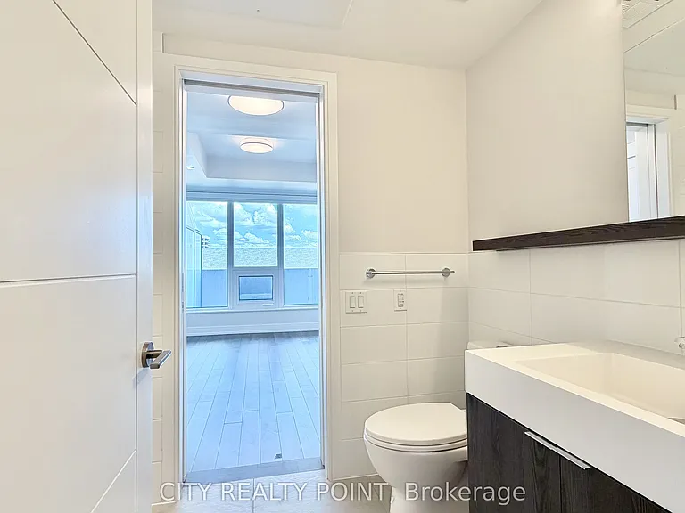 2525 Bathurst St #510 — Photo 8