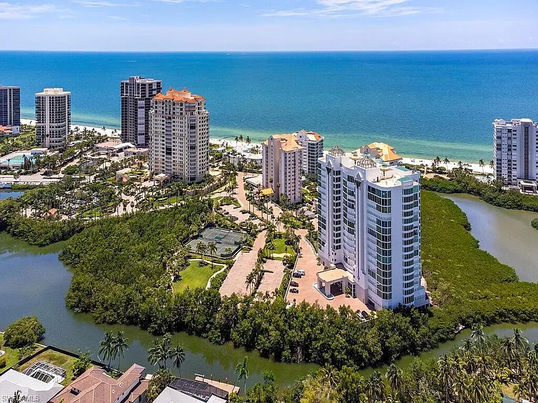60 Seagate Dr #305 — Photo 26