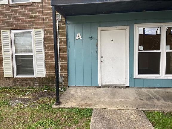 2nd image of 705 Colony Dr APT A