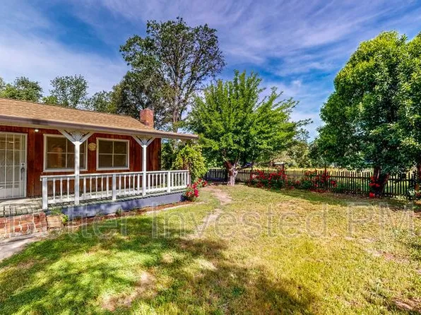 8830 East Rd, Redwood Valley, CA 95470