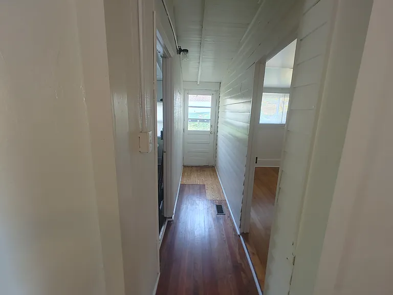 309 Jackson St — Photo 9