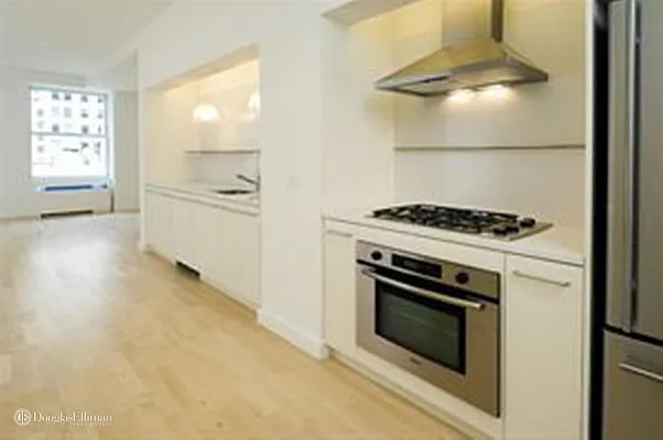 Rented by Douglas Elliman | media 21