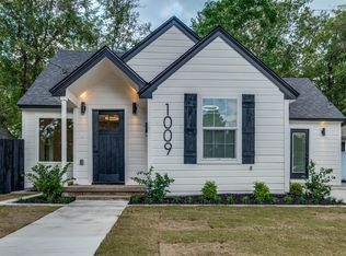 1009 Panhandle St, Denton, TX 76201