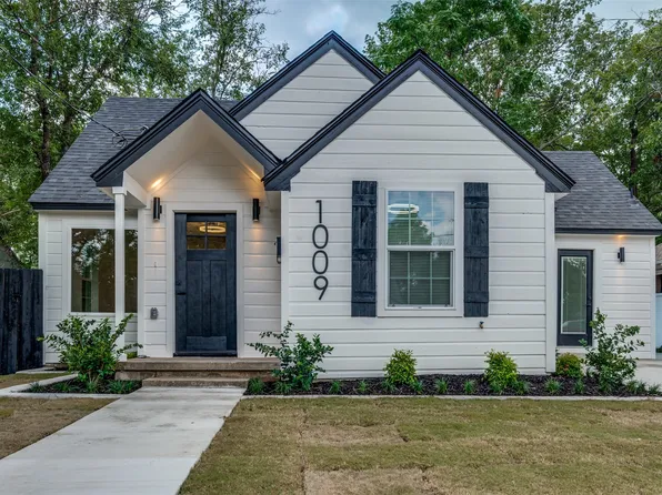 1009 Panhandle St, Denton, TX 76201