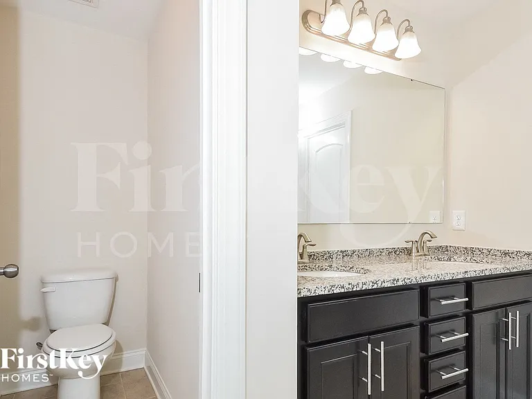 1422 Sedona Ln — Photo 9