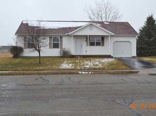207 Berschet Dr, South Charleston, OH 45368
