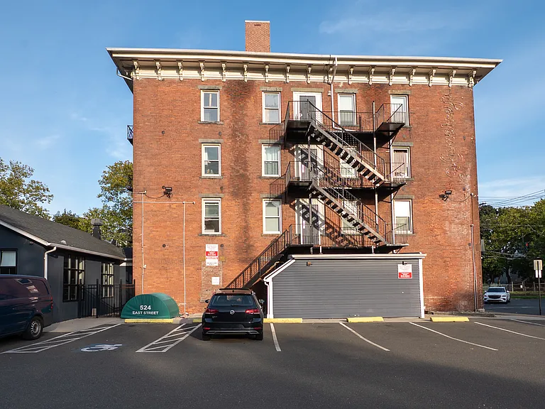175 Humphrey St #2 — Photo 17