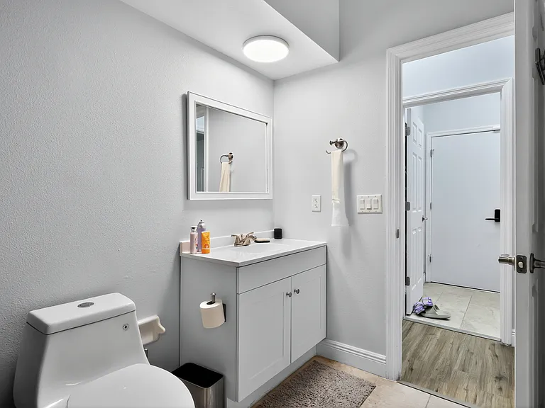 14402 Mandolin Dr — Photo 23