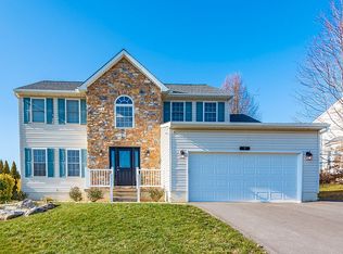 9 Rockingham Dr, Keedysville, MD 21756