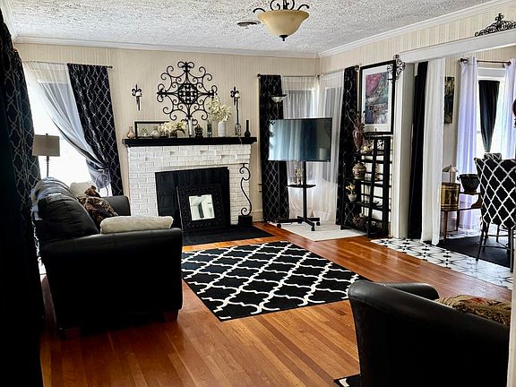 5th image of 418 Oak Avenue