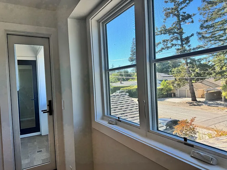 510 Benvenue Ave — Photo 49