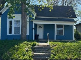 568 S Lafayette Ave, Marshall, MO 65340
