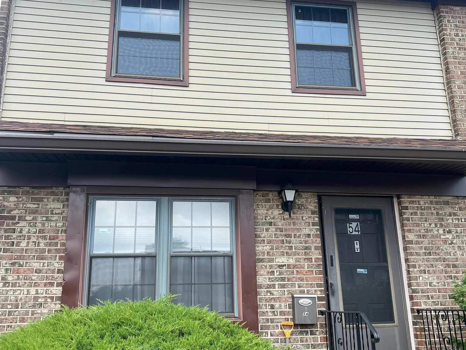 54 Village Green Way — Photo 3