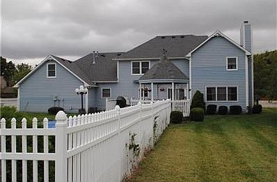 2nd image of 108 Western Trce