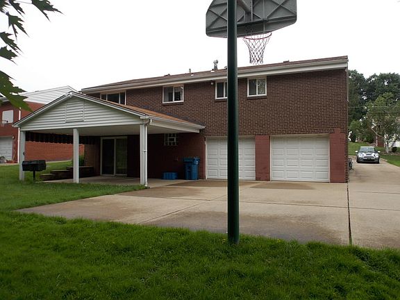 3rd image of 612 Mica Dr