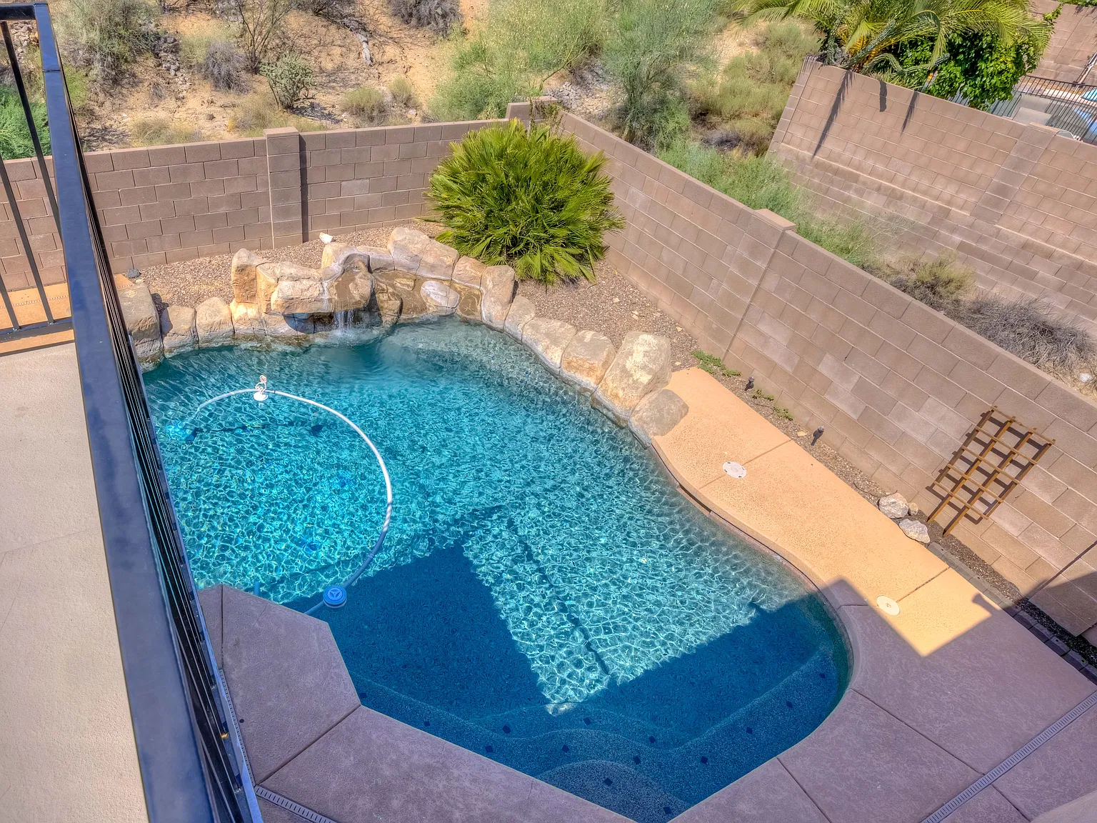 4 bed, 2204 sqft, $2,750 — Photo 4