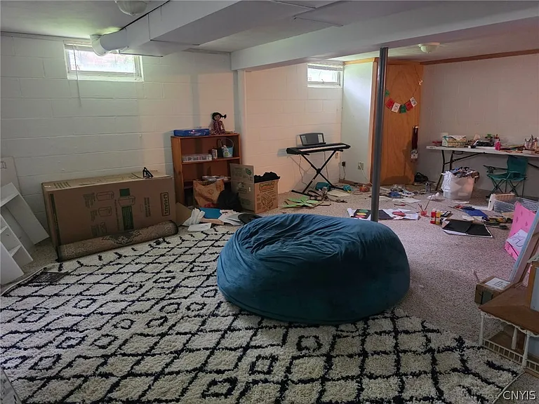 96 Charing Rd — Photo 28