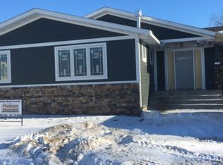 2206 1st Ave E, Williston, ND 58801