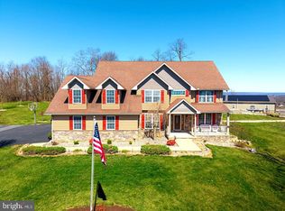 7736 Chambers Hill Rd, Harrisburg, PA 17111