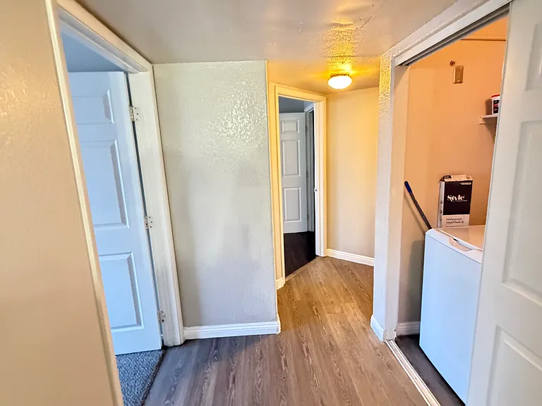 960 N Sloan Ln #104 — Photo 17