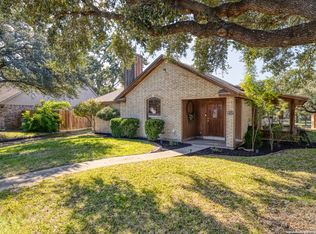 165 Cottonwood Pave, Uvalde, TX 78801