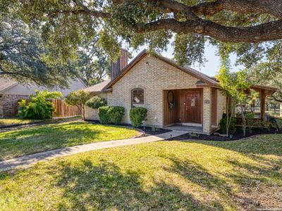 165 Cottonwood Pave, Uvalde, TX, 78801