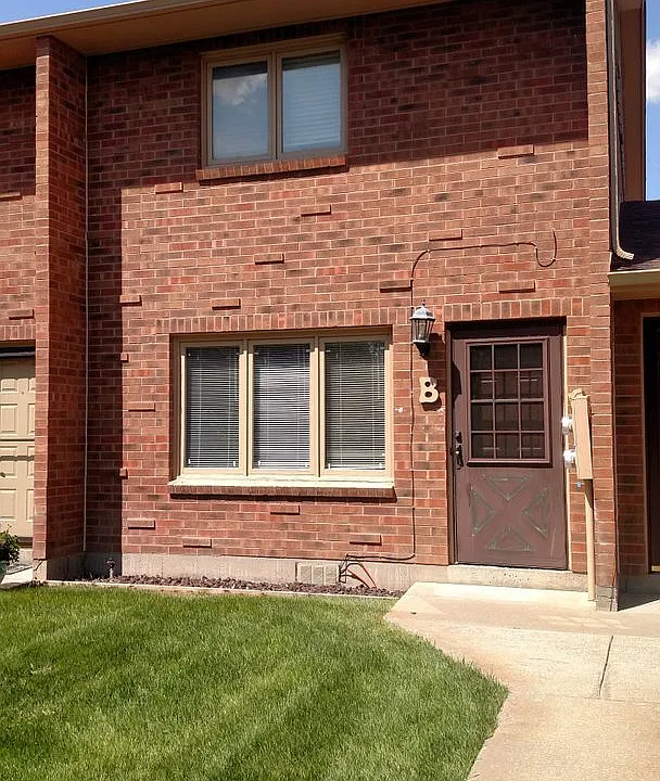 2111 Chatalet Ln #B