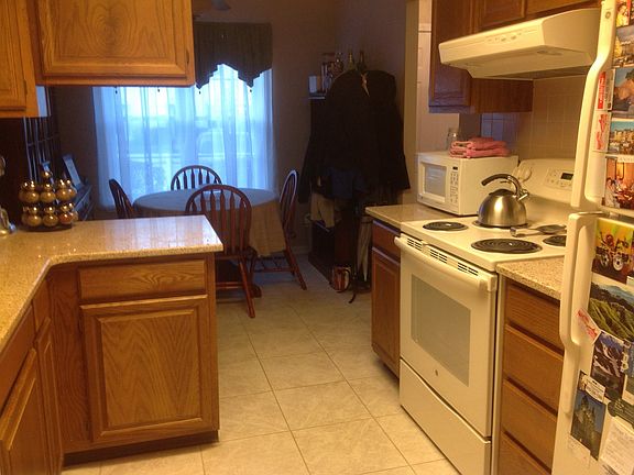 Kitchen/Breakfast Nook