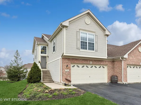 336 Emerald Ln, Algonquin, IL 60102
