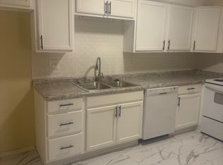 4212 Clark Ave APT 201, Kansas City, MO 64111