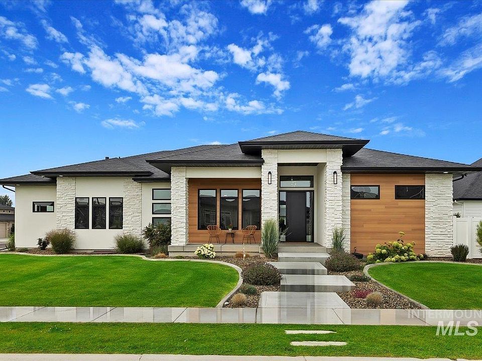 1st image of 2879 Sun Mountain Dr