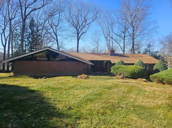 142 Ludlow Road, Manchester, CT 06040