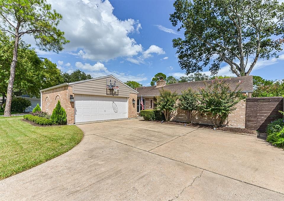 1st image of 12844 Westleigh Dr