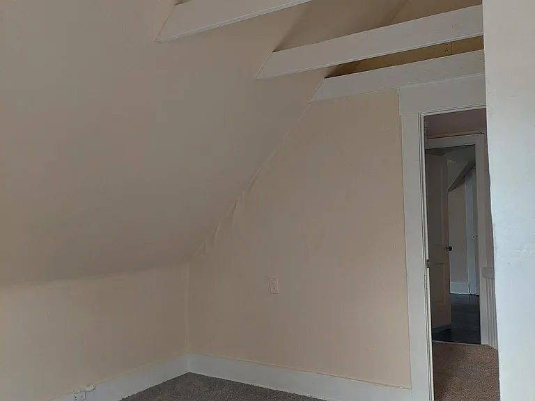 1343 Vine St #4 — Photo 16
