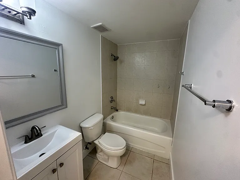 7290 NW 114th Ave #202 — Photo 12