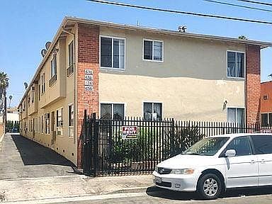1st image of 634 N Kingsley Dr #16