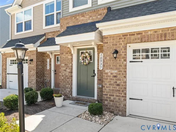 10937 Genito Square Dr, Midlothian, VA 23112