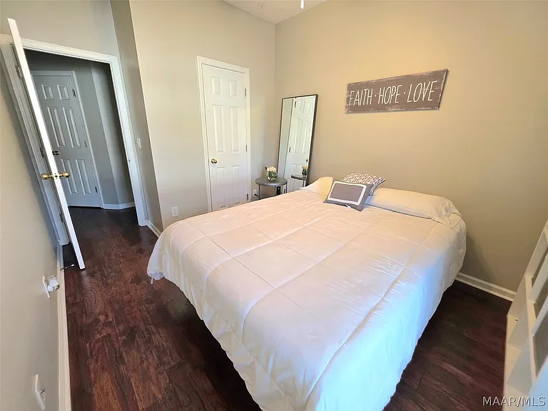 607 Forest Trl — Photo 22