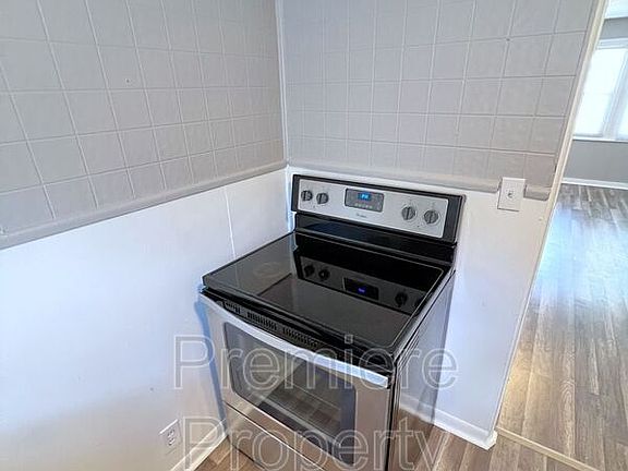 5th image of 1719 S Ash Ave #A