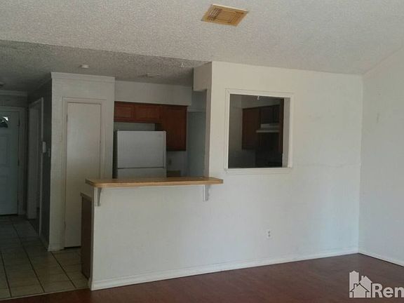 5th image of 3259 Amber Ct