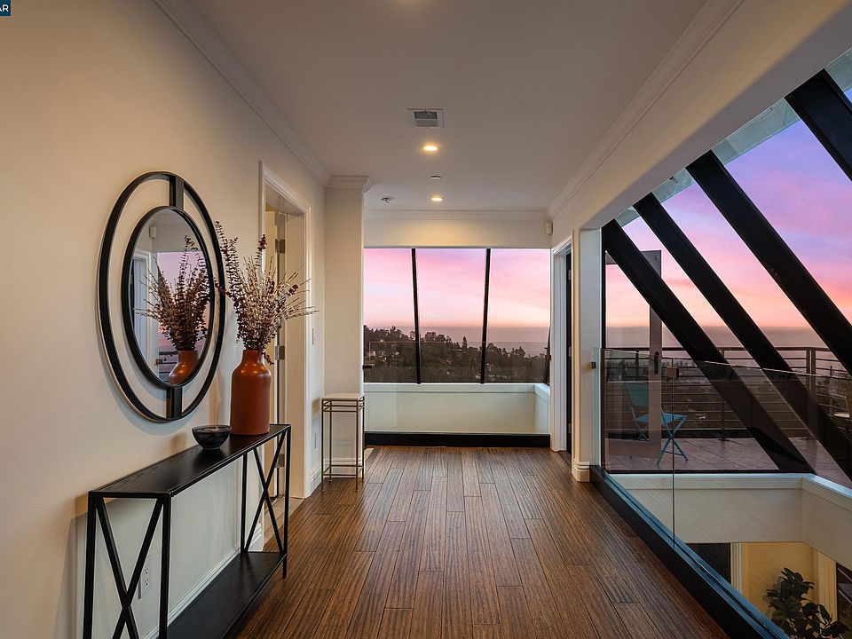 6979 Elverton Dr, Oakland, CA 94611 | MLS #41108118 | Zillow