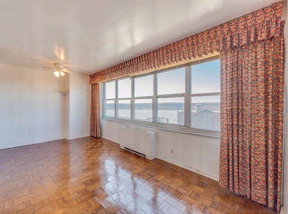 3rd image of 555 Kappock St APT 20J