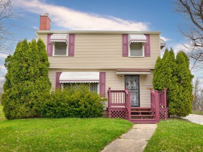 133 E McClellan St, Flint, MI, 48505