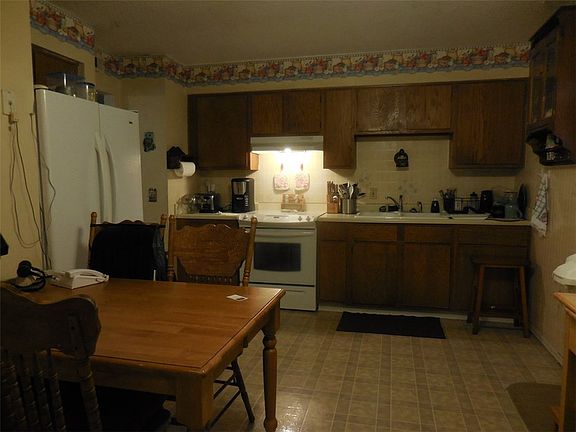 4th image of 89 Southwood St