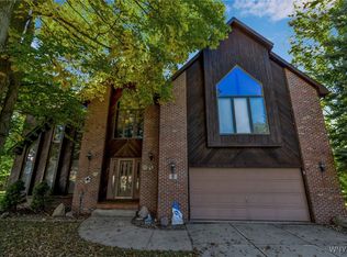 11 Cidermill Ct, Depew, NY 14043