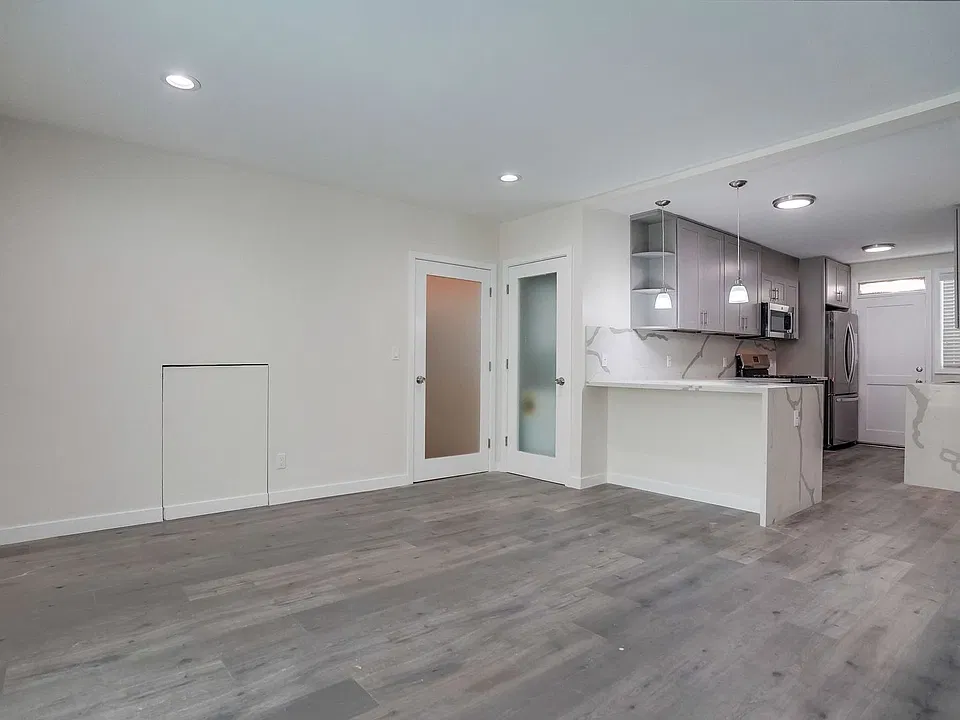 4101-4115 Leimert Blvd