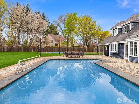 4th image of 14321 160th Avenue NE