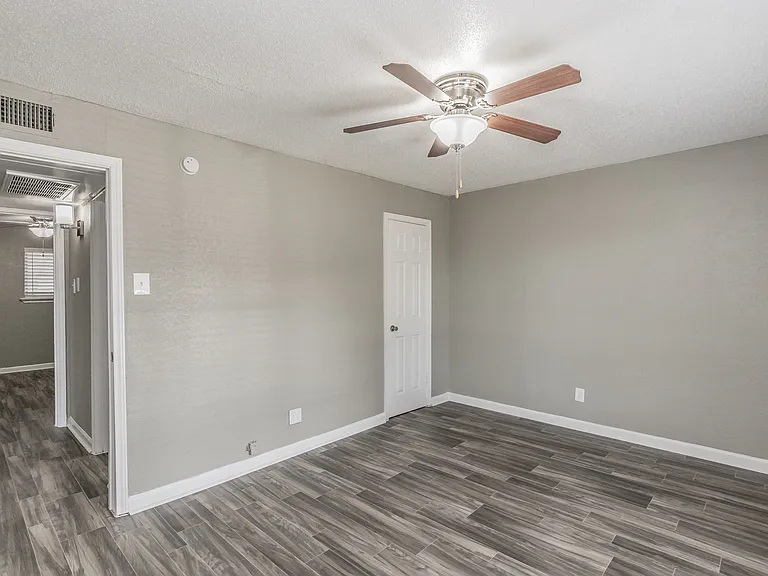 Chapel Creek Apartments — Photo 87
