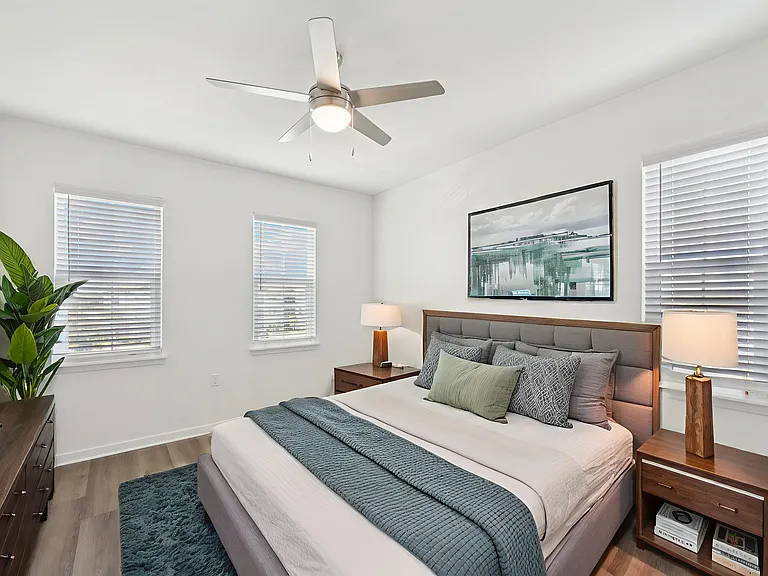 Revello Apartments — Photo 39
