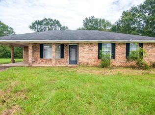 21 Essary Ln, Seminary, MS 39479